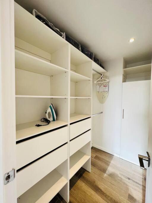 Apartamento 2 Habitaciones, Edificio Airali, Zona 10, Miradolo Гватемала Экстерьер фото